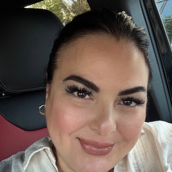 Beatriz Norona, Therapist