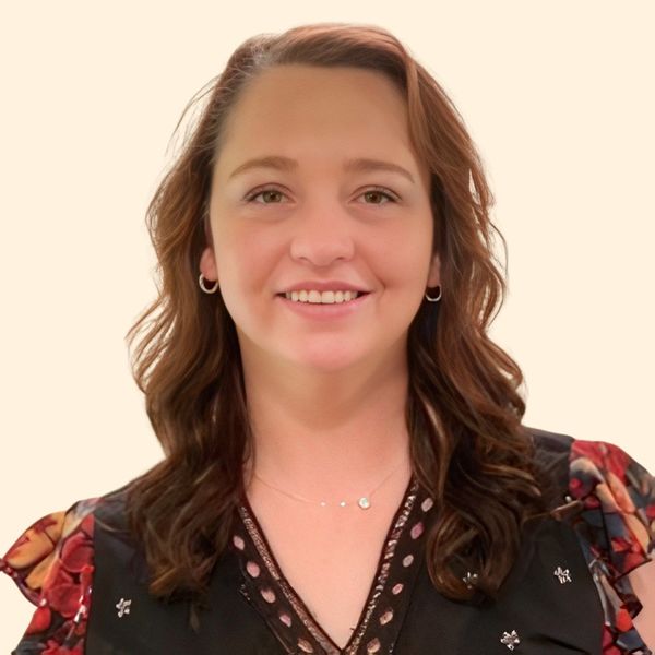Melissa Short, Therapist