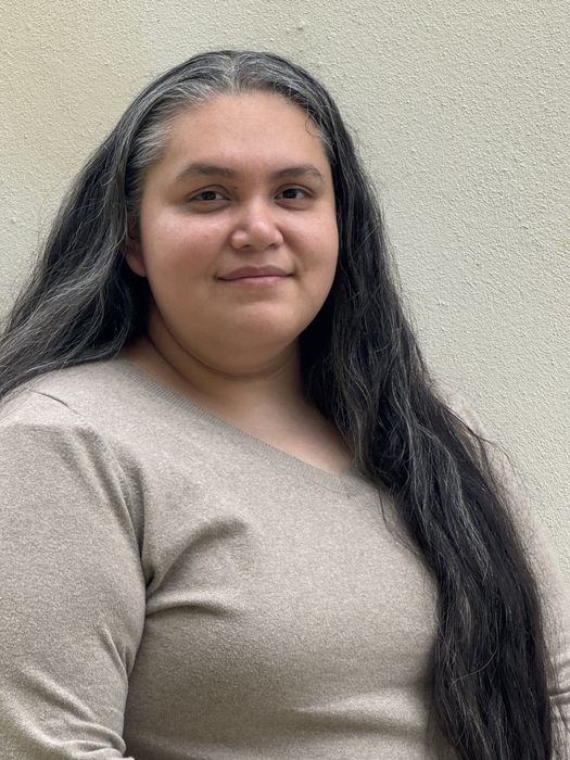 Cynthia Canales, Therapist