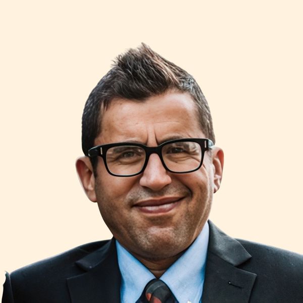 Al Alam, Psychiatrist