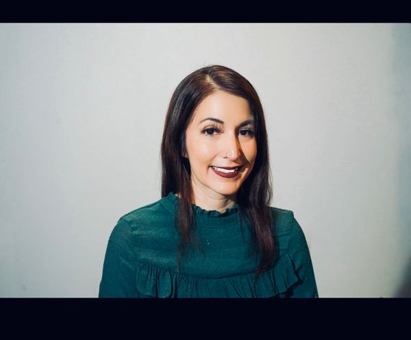 Sasha Esparza, Therapist