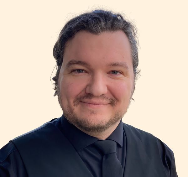 Ricky Esposito, Therapist
