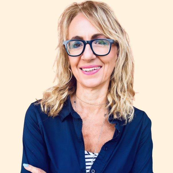 Adila Kondic, Therapist