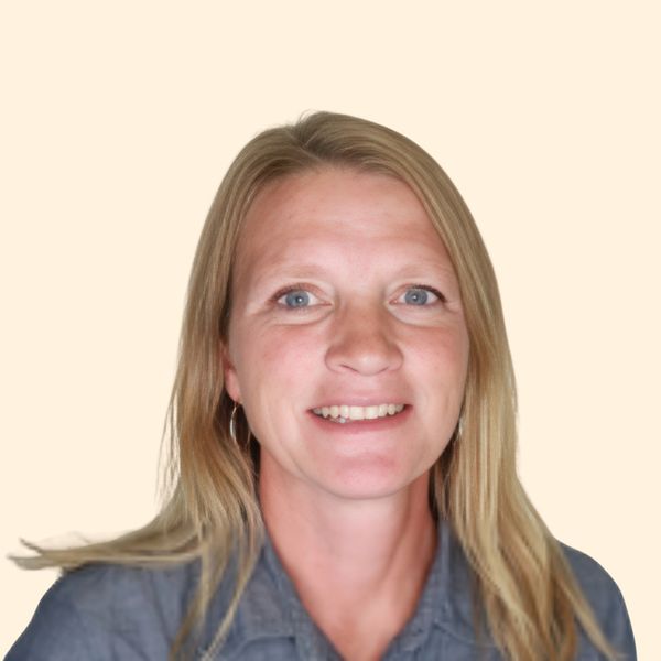Molly Grosse, Therapist