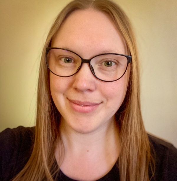 Allison Bradley, Therapist