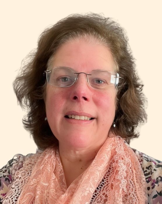 Linda Smith, Therapist