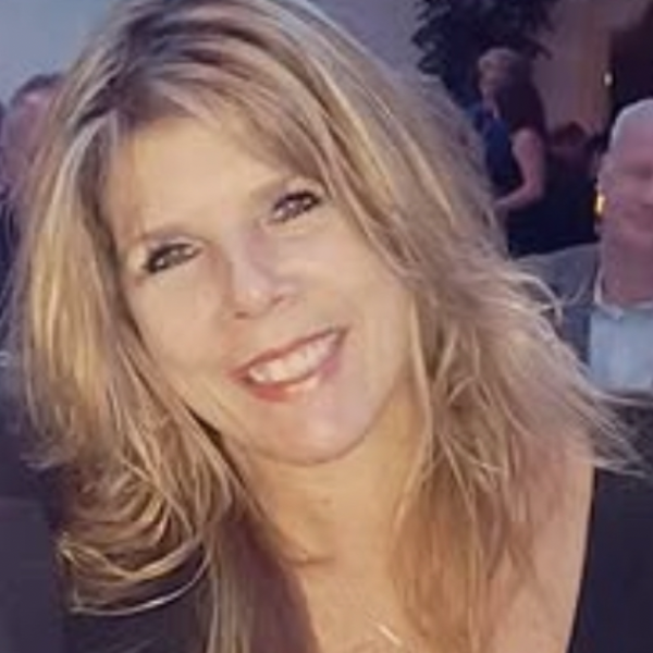 Suzanne McCreight, Therapist