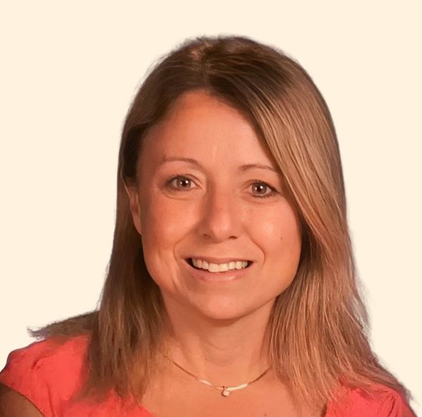 Vita Chiarenza, Therapist