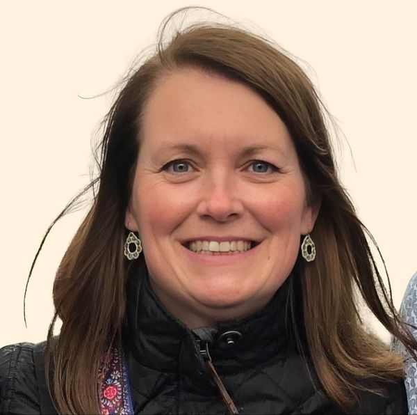 Kristen Lazarus, Therapist