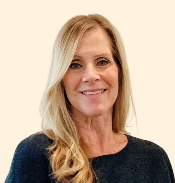 Tracey Reno, Therapist