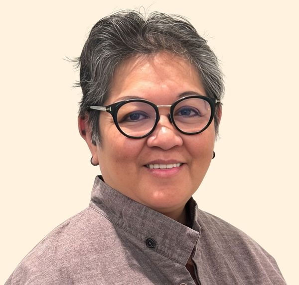 Elizabeth Casaclang-Melo, Therapist