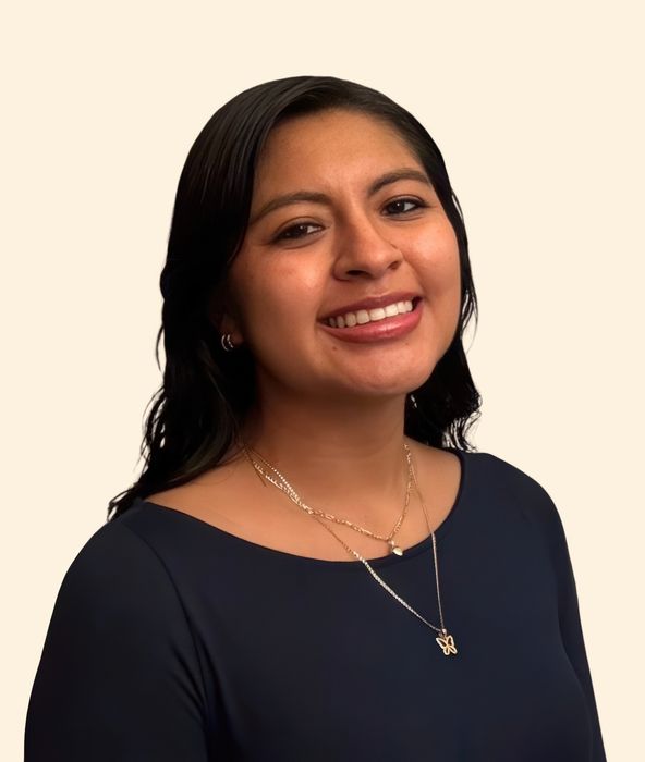 Evelyn Cruz Santiago, Therapist