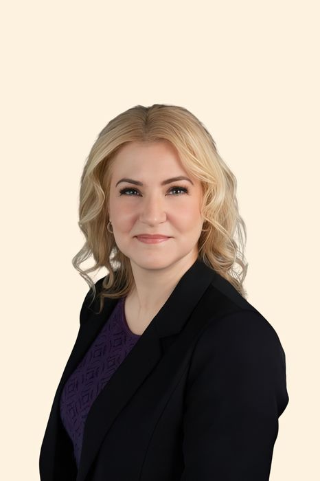 Jennifer Knowlton-Randall, Therapist