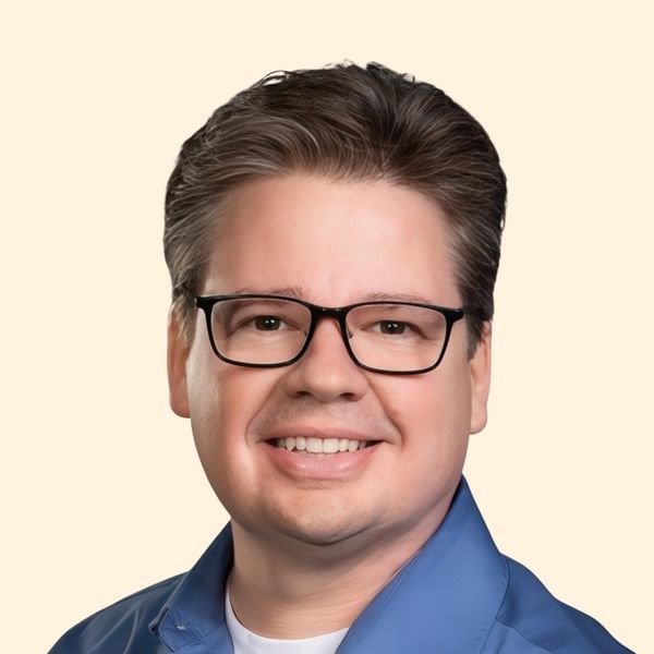 Damon W Buckett, Therapist