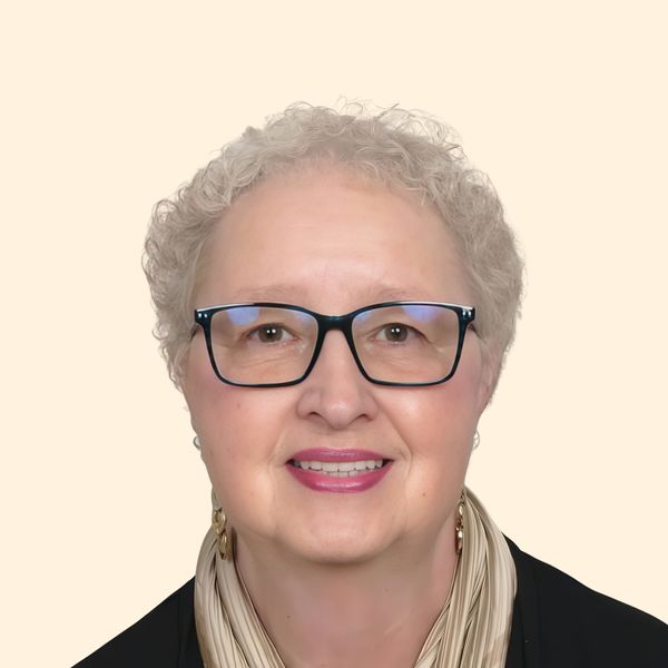 Brenda Wolfe, Therapist