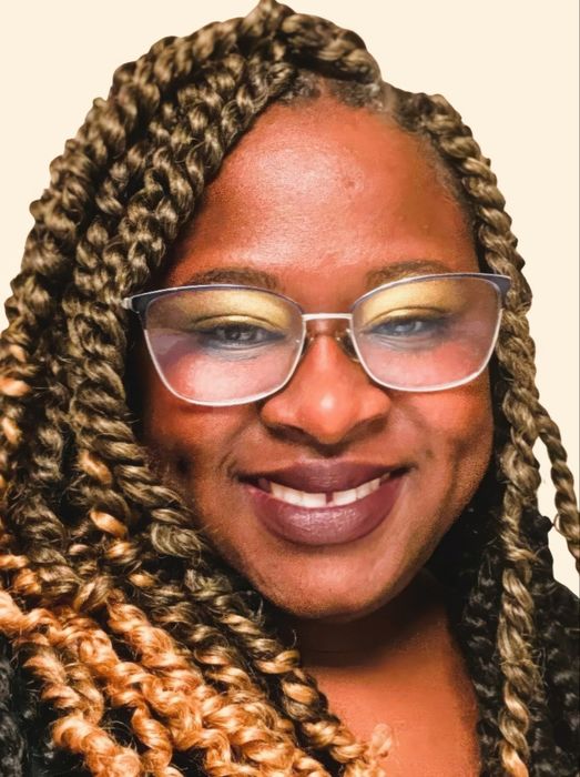 Kiara Turner, Therapist