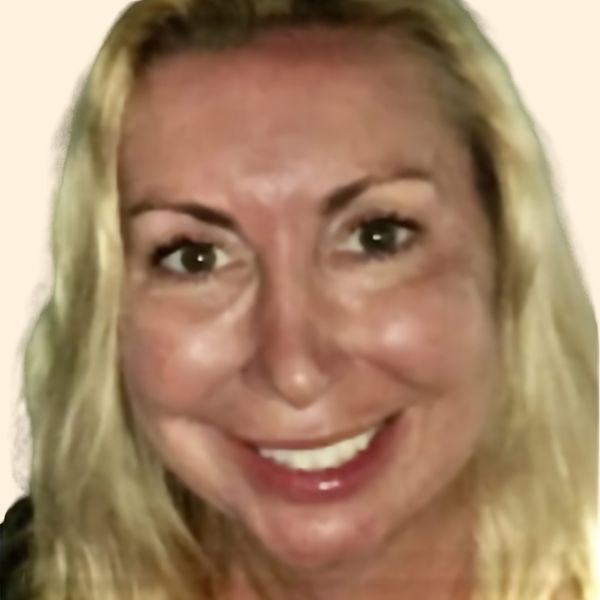 Kirsten G Carillo, Therapist
