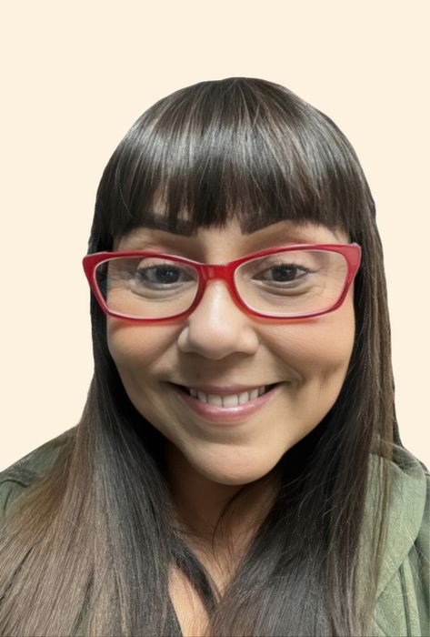Maria Valencia, Therapist