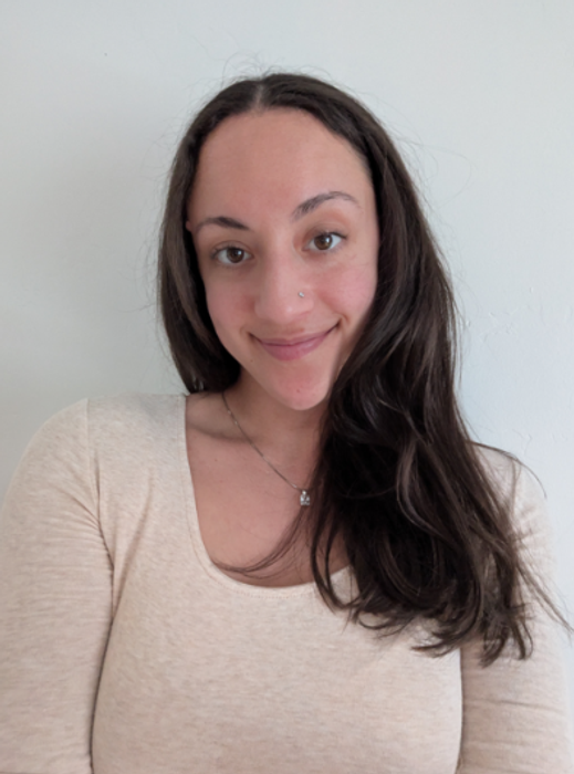 Violet Fludzinski, Therapist
