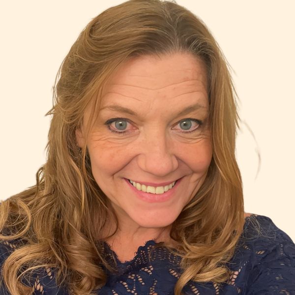 Marghy Mitchell, Therapist