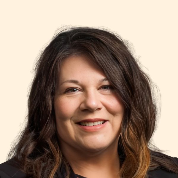 Kimberly McLaughlin, Therapist