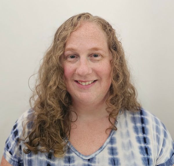 Erin Olson, Therapist