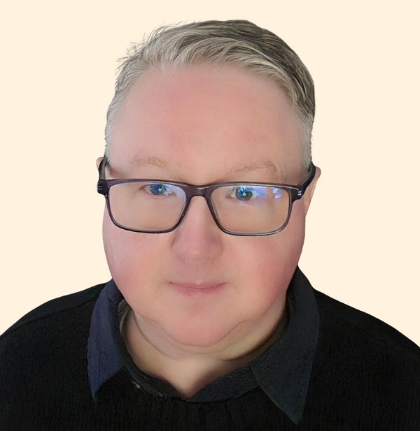 Mark Dube, Therapist