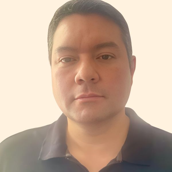 Jaime Doradea, Therapist