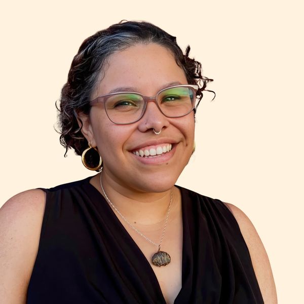 Sieara Lopez-Jones, Therapist