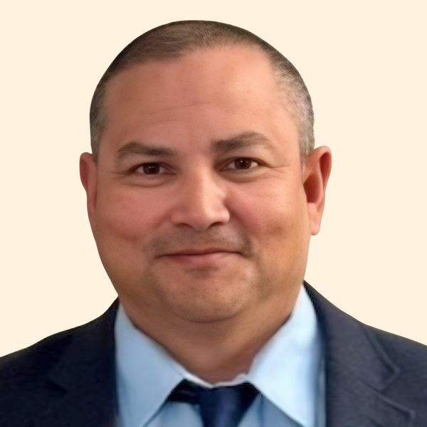 Efren Rodriguez, Therapist