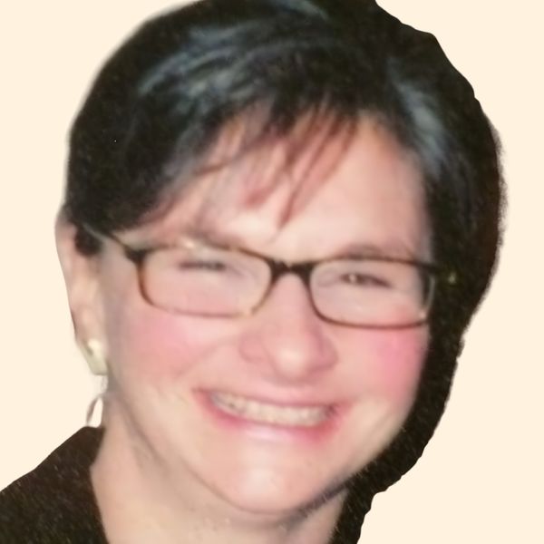 Laura Steder-Myers, Therapist