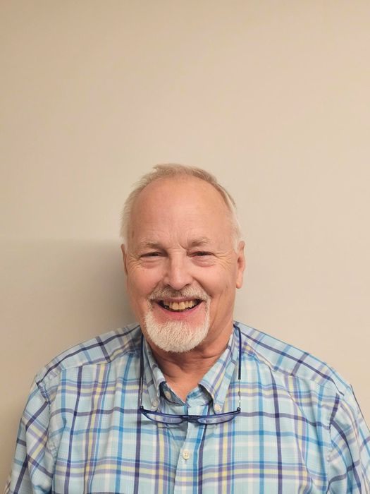 Chuck Kuhn, Therapist