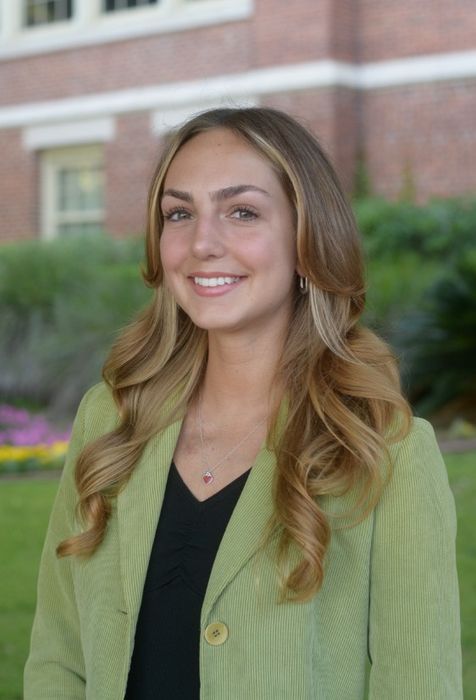 Claire Kuzmits, Therapist
