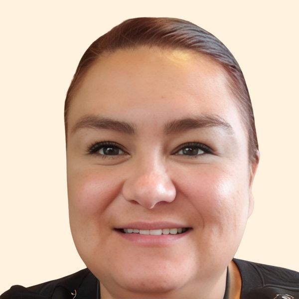 Laura Cisneros, Therapist