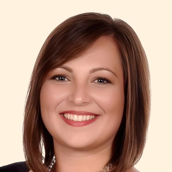 Bria Woodworker-Schmid, Therapist