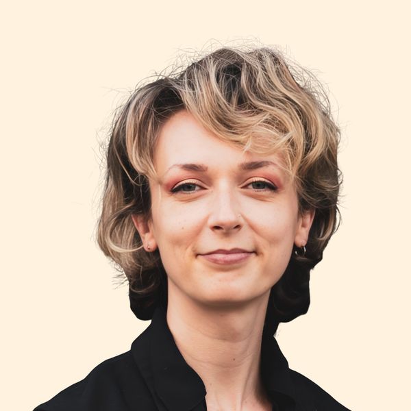 Liz Michaud, Therapist
