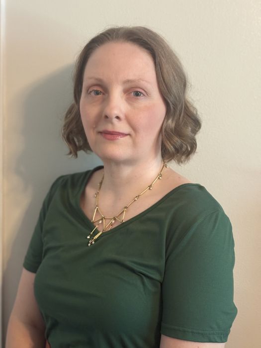 Jennifer Couch, Therapist