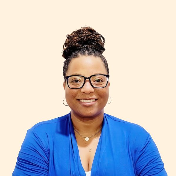 Kendra Miller, Therapist