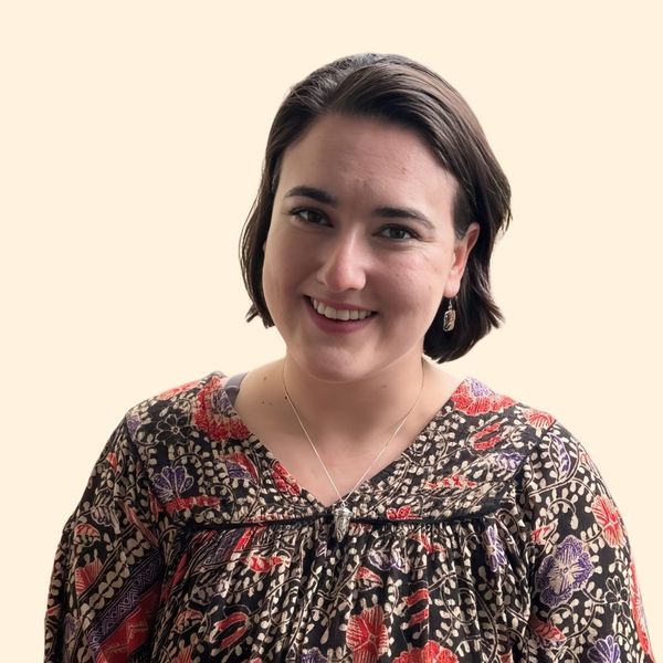 Sarah Tollett, Therapist