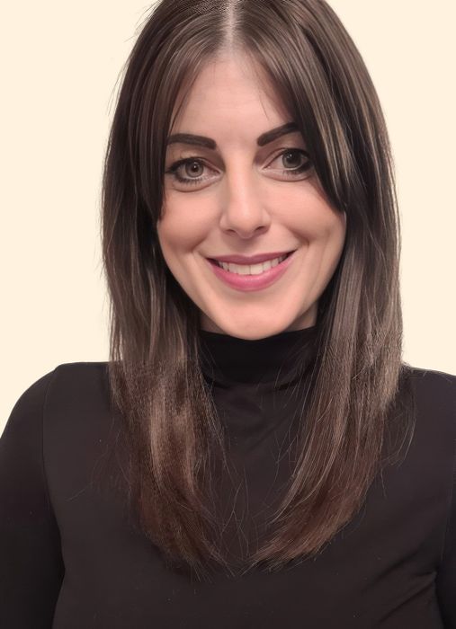 Brittany Thompson, Therapist
