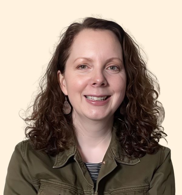 Stacey Grant-Savela, Therapist