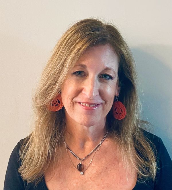 Melissa McConville, Therapist