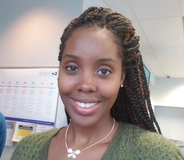 MyNiqua Cotton, Therapist