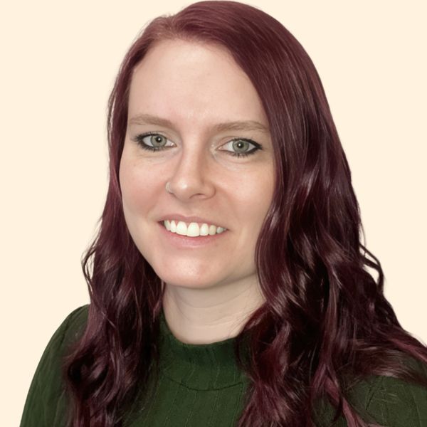 Teshia Sandau, Therapist