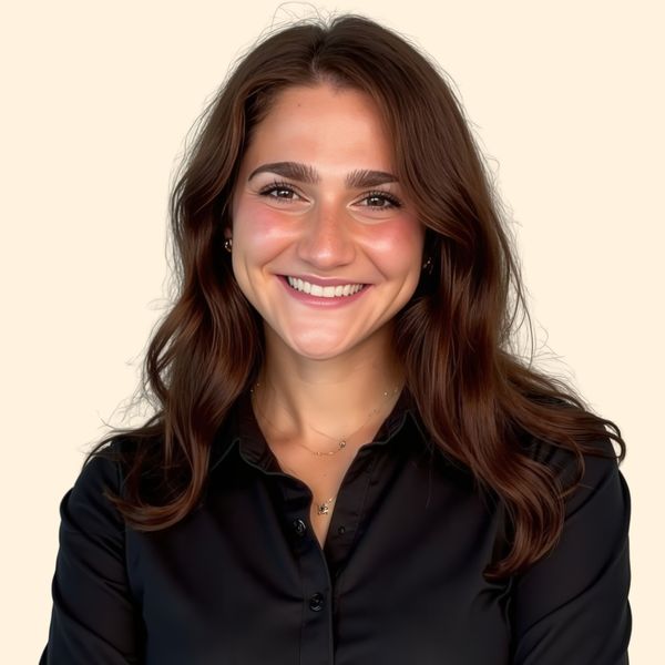Isabel Esposito, Therapist
