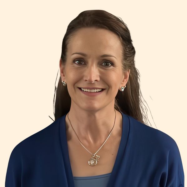 Linda Cunningham, Therapist