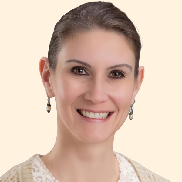 Emily Plank, Therapist