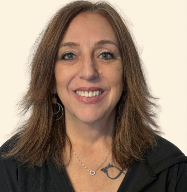 Michelle Gaspar, Therapist