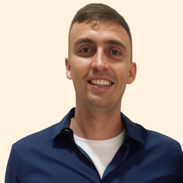Andrew Gonzales, Therapist