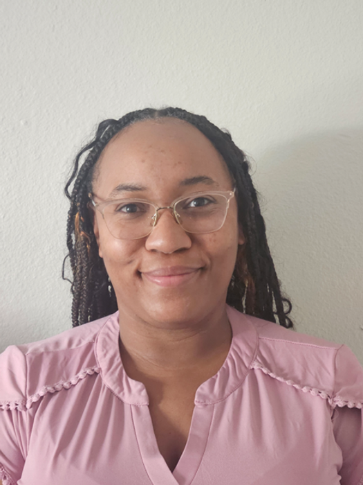 Chelsea Turner, Therapist